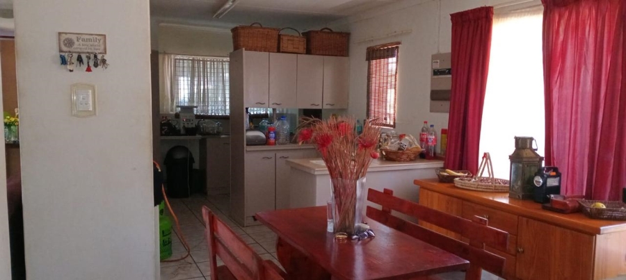 4 Bedroom Property for Sale in Flamingo Park Free State